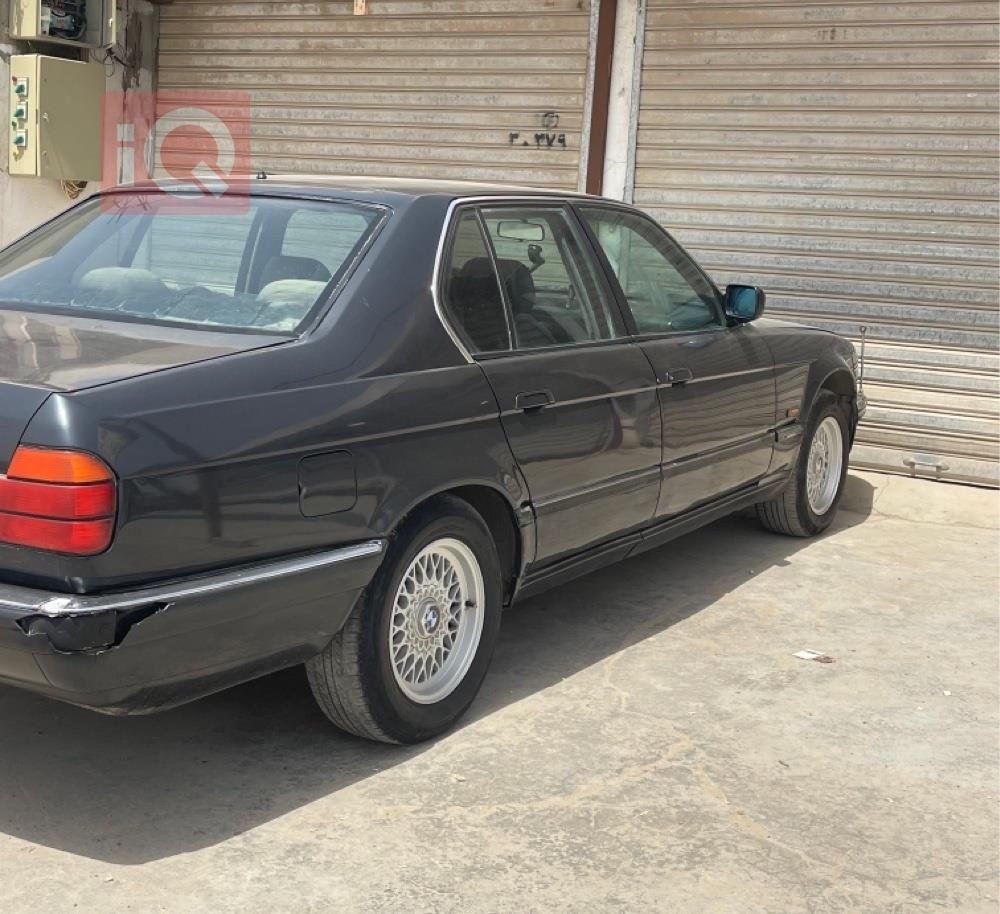 بی ئێم دەبڵیو سیریەس 7